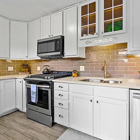 أتلانتا Goodkarma Rentals Refreshed Smyrna Home Near Battery Atl Half Mile To Interstate المظهر الخارجي الصورة