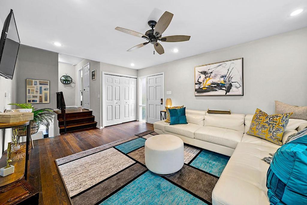 أتلانتا Goodkarma Rentals Refreshed Smyrna Home Near Battery Atl Half Mile To Interstate المظهر الخارجي الصورة